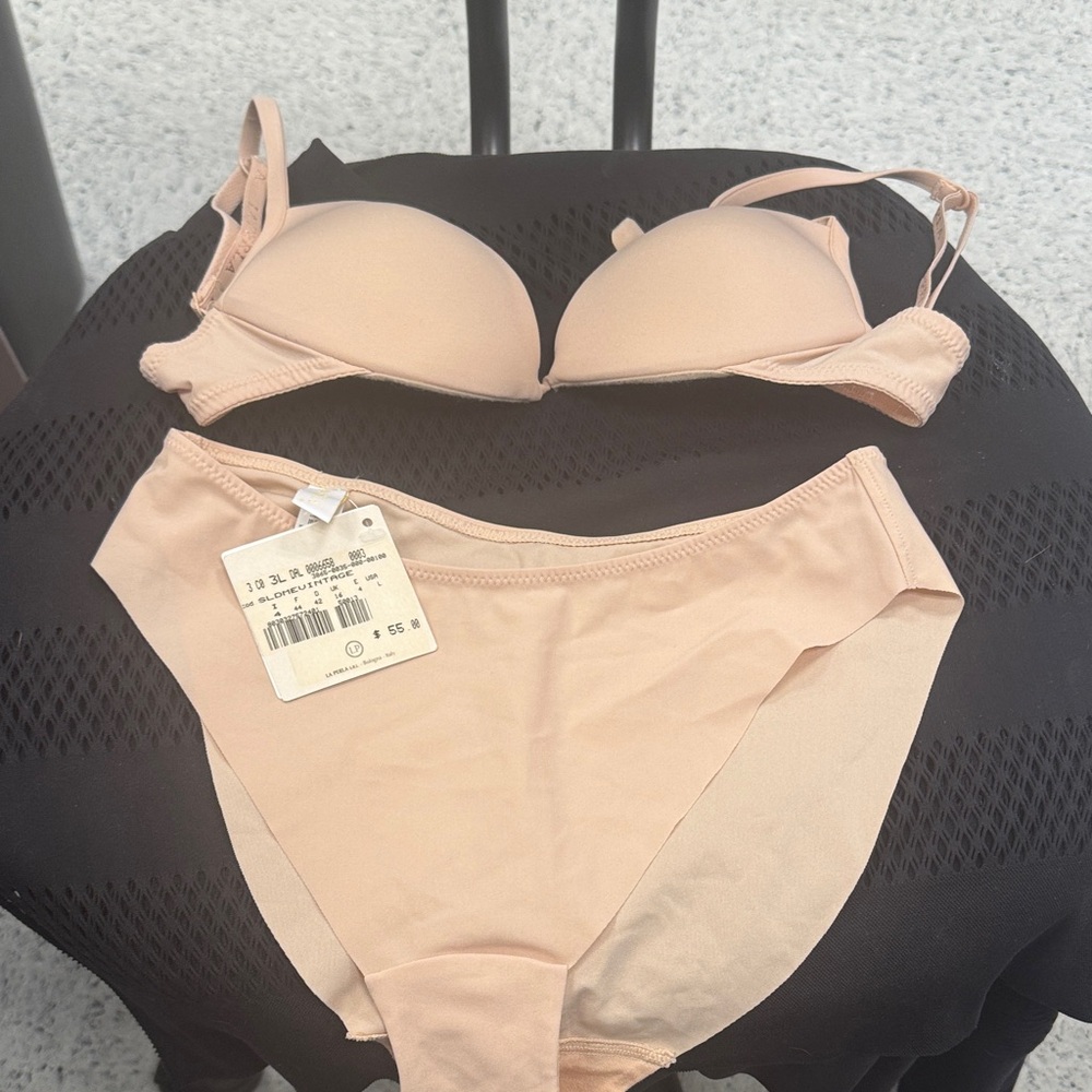 La Perla Blush Bra and Panty Set